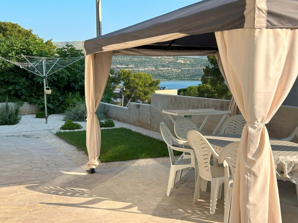 Apartments Antonella Trogir Exterior photo