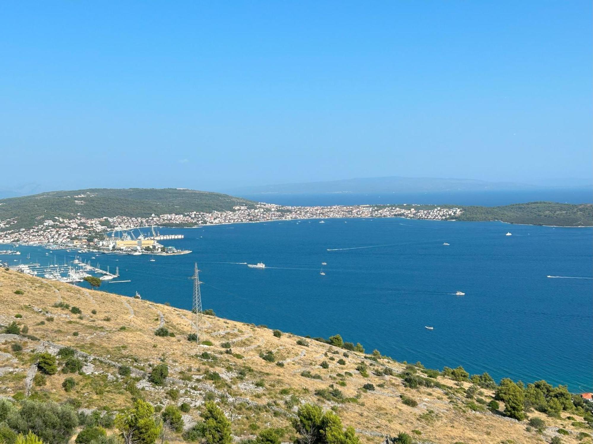 Apartments Antonella Trogir Exterior photo
